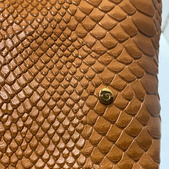 GASPY “Tracy” Large Tan (Burnt Caramel) Snakeskin Embossed Leather - Picture 4 of 16